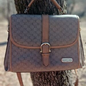 Carry Land bag and wallet